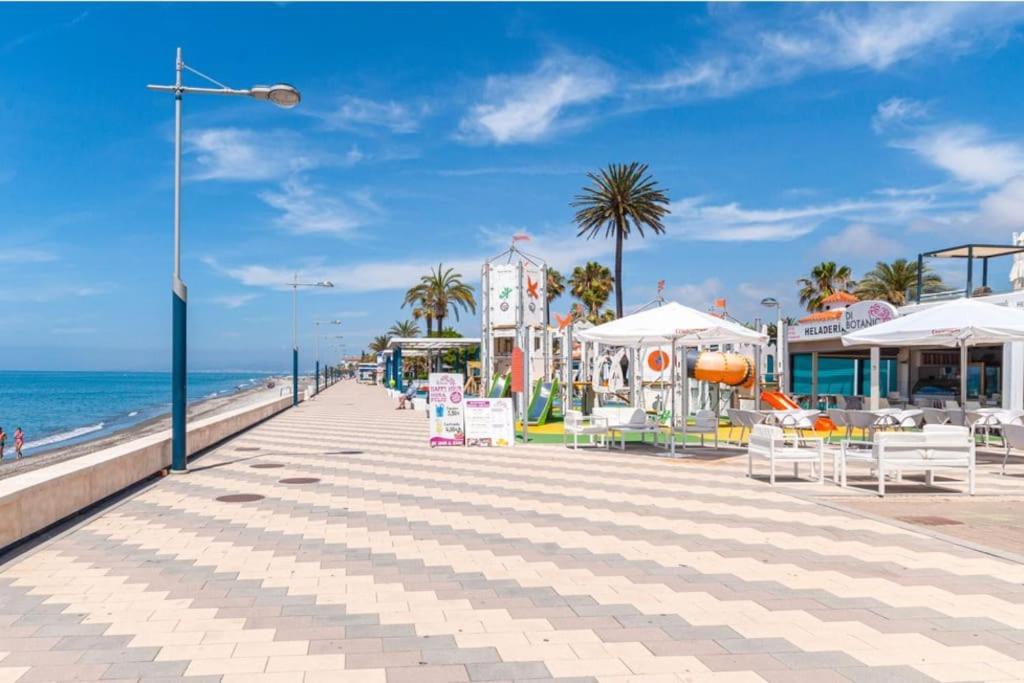 Beachfront Apartment Madrid 709 Torrox Kültér fotó